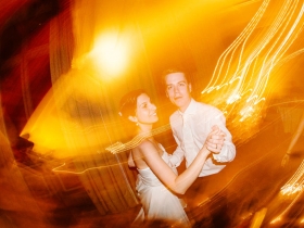 12-06-02-wedding-laurarobin-580